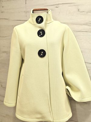 chaqueta elegant line botones amarillo