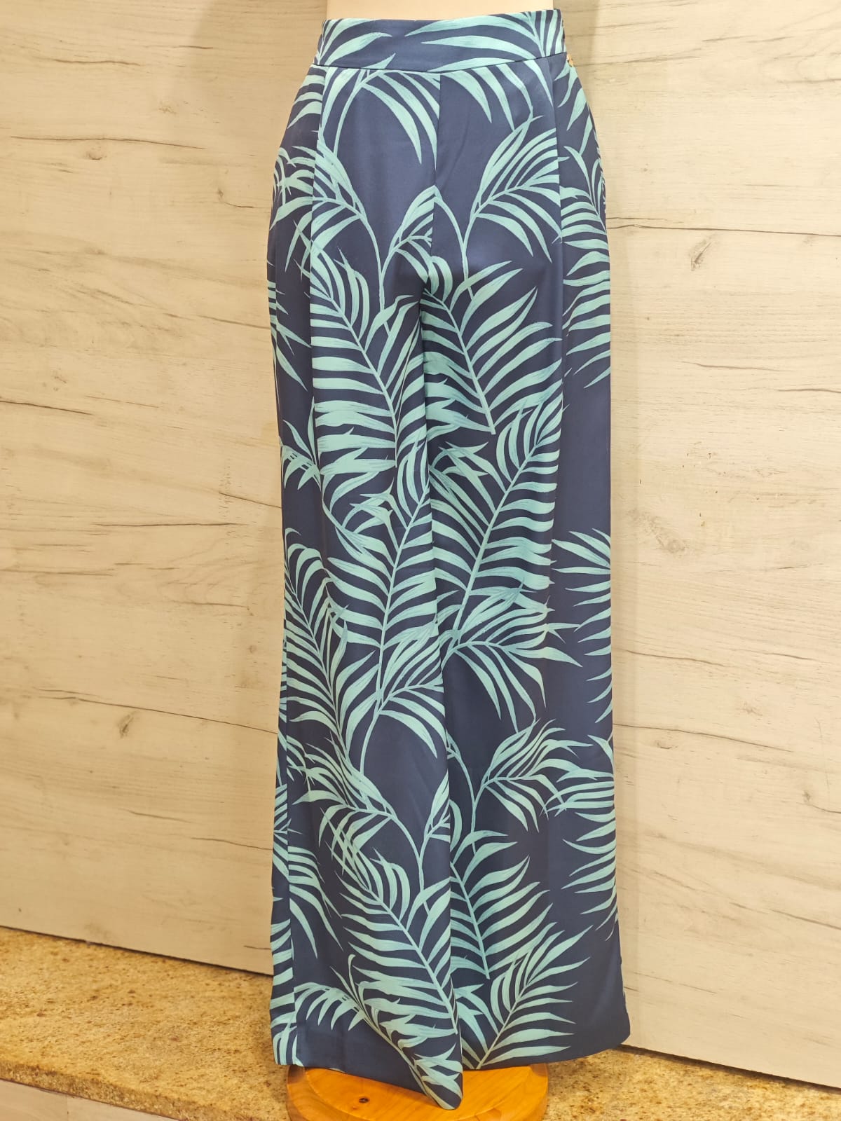 Pantalón ancho palmeras