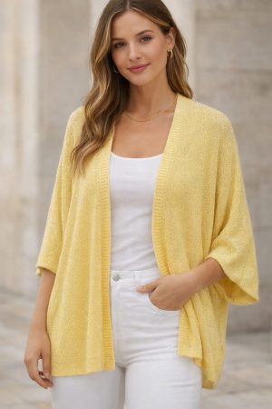 chaqueta amarilla brillo