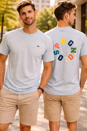 camiseta celeste letras